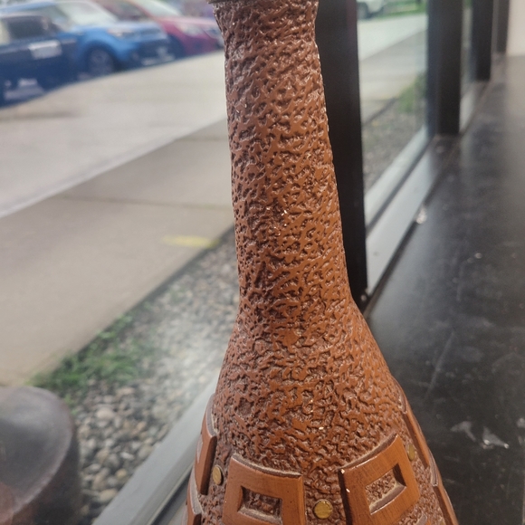 Mid Century Modern Brown Ceramic Table Lamp - Picture 5 of 8